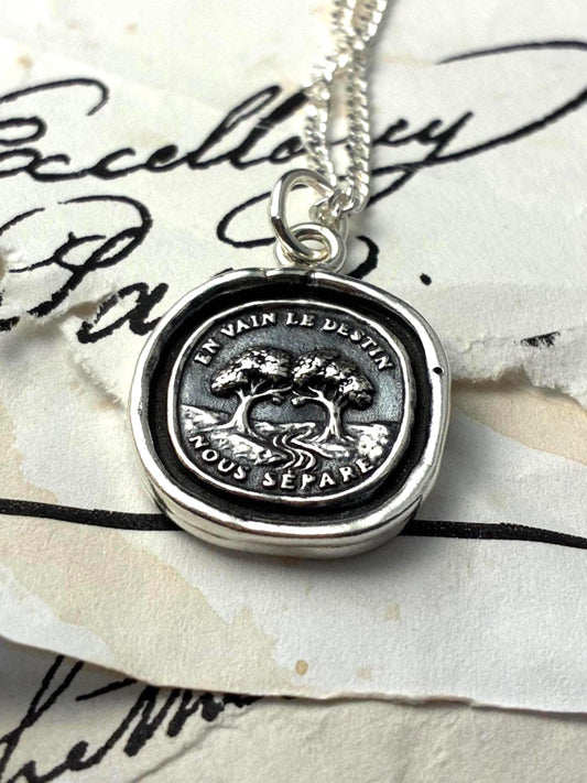 Silver “En Vain Le Destin Nous Sépare” Wax Seal Pendant – Soulmate Tree Necklace – Symbol of Eternal Bond and Love