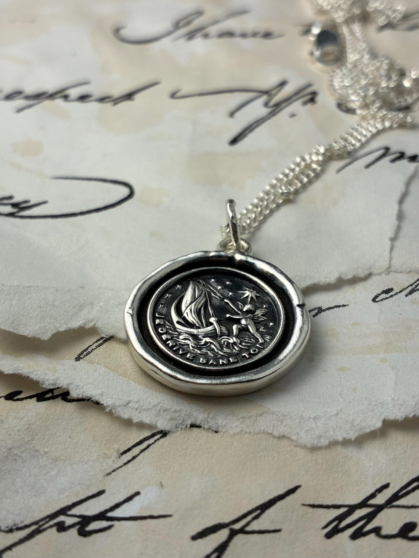 Silver Boat Wax Seal Pendant – “Je Devine Sans Tout Voir” – Sailboat & Star Symbol Necklace of Intuition, Hope, and Inner Guidance